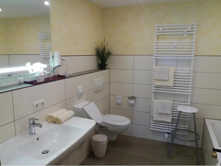 Velký dvoulůžkový pokoj „Moderne“ · 4